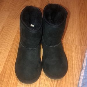 Black toddler uggs size 10